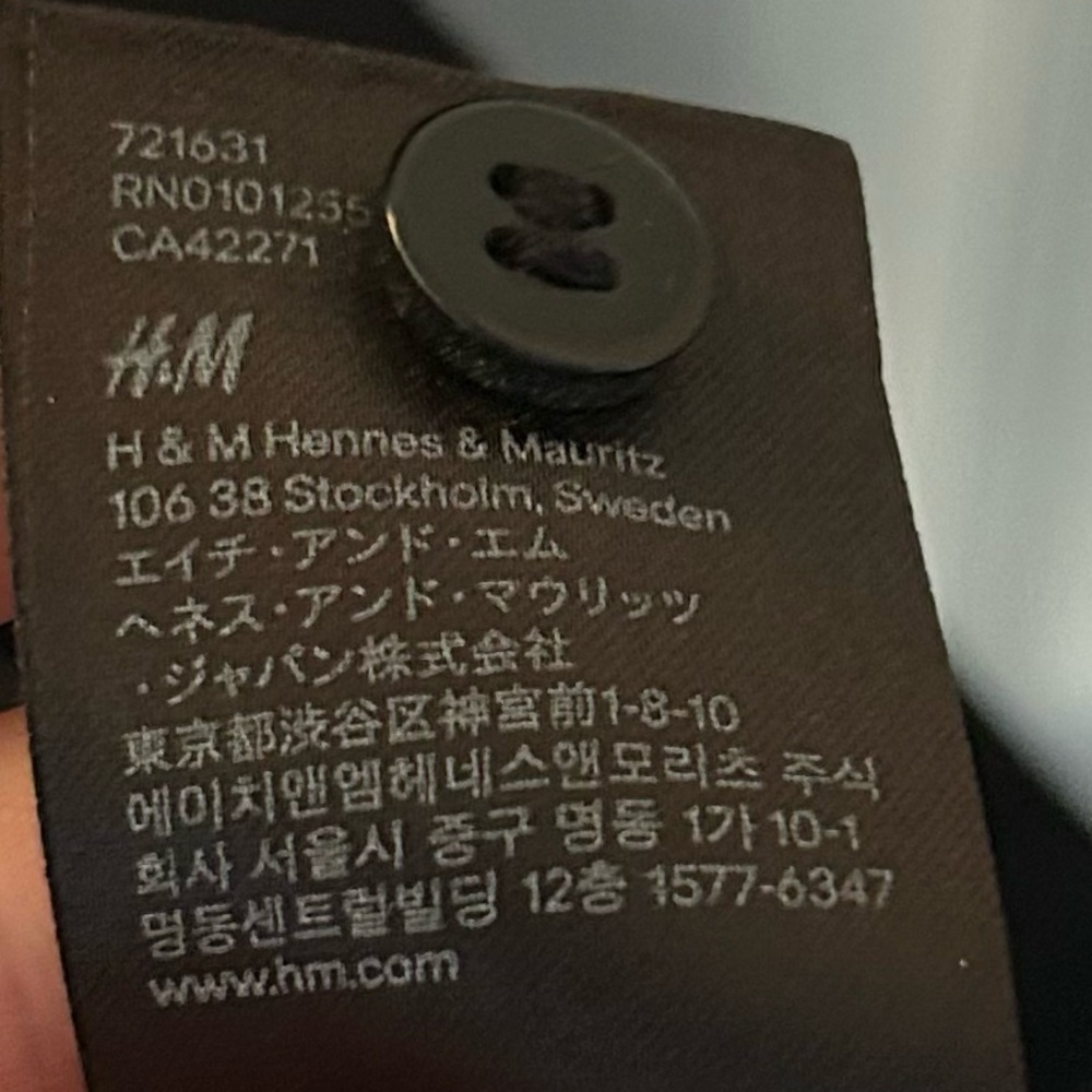 H&M Divided Black Blouse - Picture 5 of 7